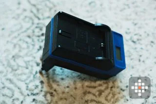 Canon LP-E6 akulaadija LCD-ekraaniga