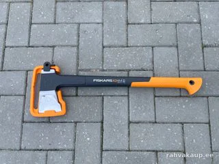 Fiskars X24M kirves